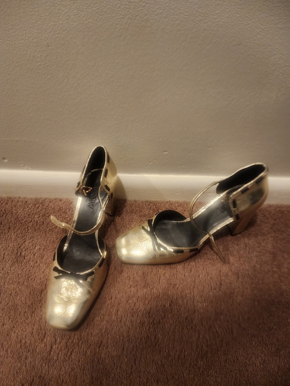 J.Crew Maisie bow heels in metallic crinkle leather, Sz 8.5
